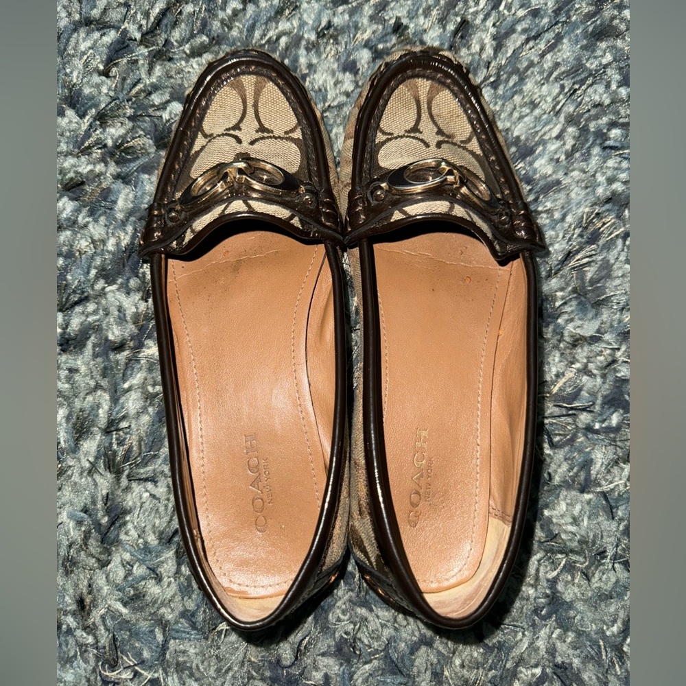 USED Coach Shoes Felisha Slip-on Loafers Signature Logo Brown US-5.5